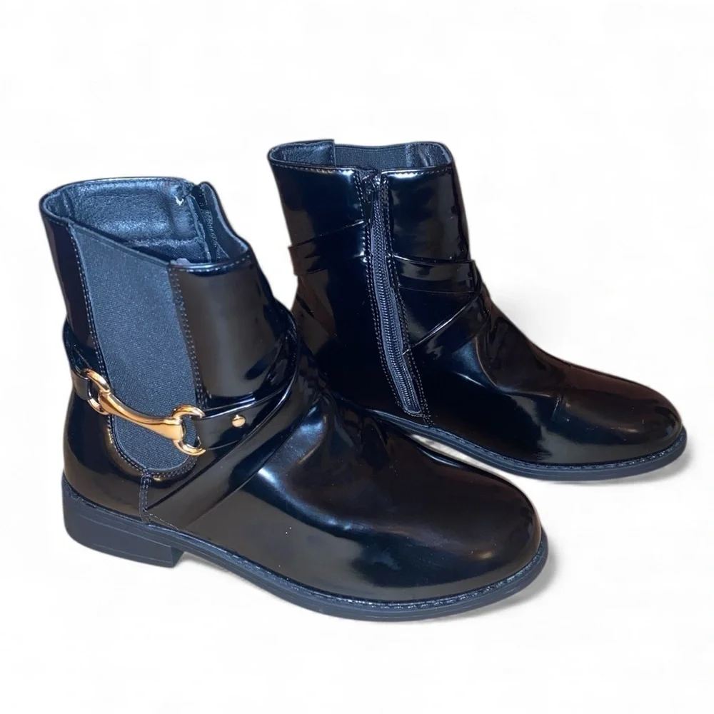 KELSO NWOT Short Patent Leather Booties Faux Black Patent Leather Size 5 Girls